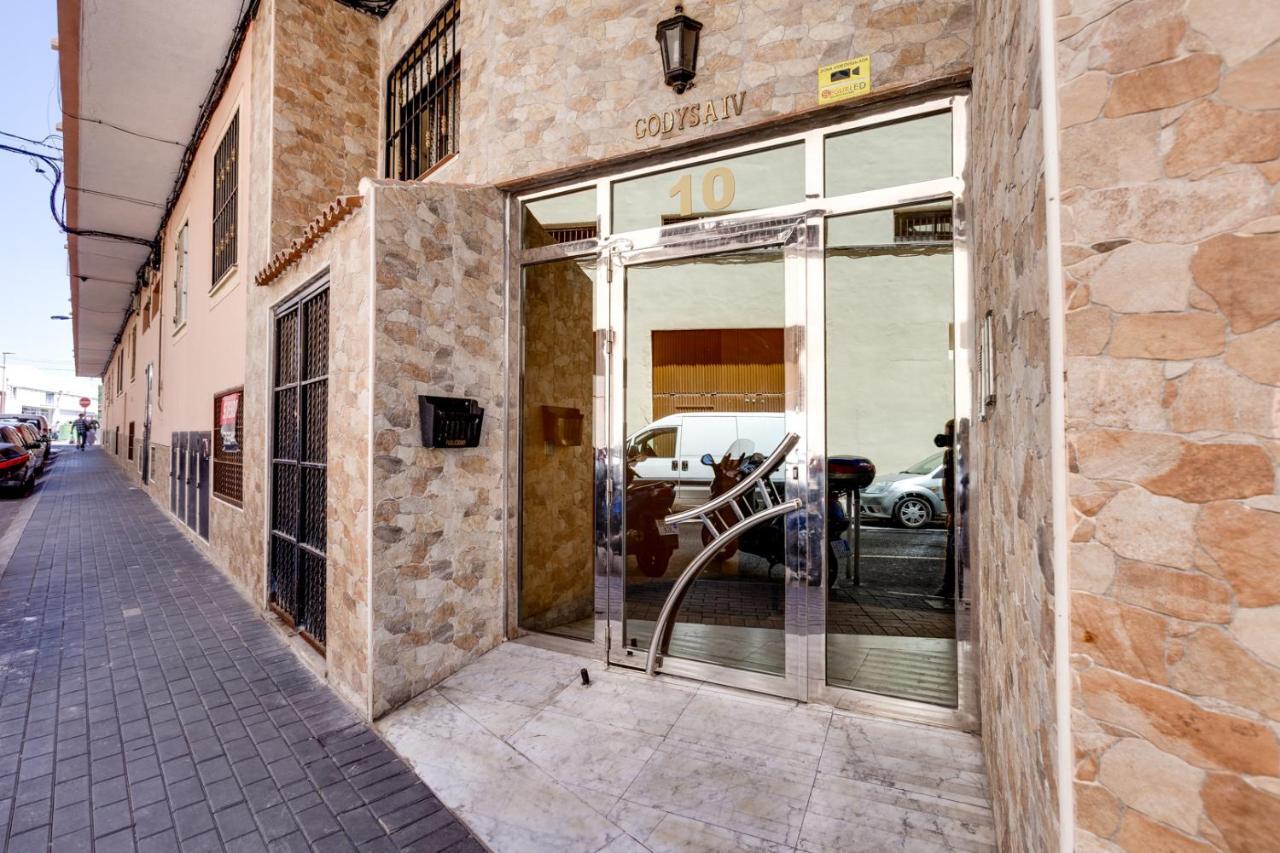 Estudio Joven Pura Torrevieja Kültér fotó
